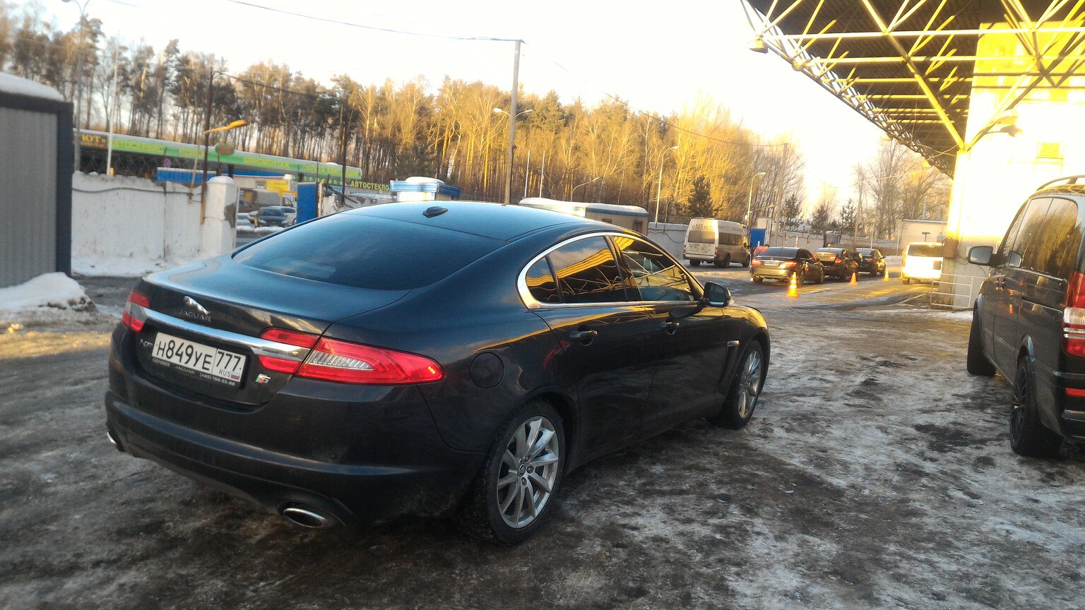 Jaguar XF 3.0D 2012